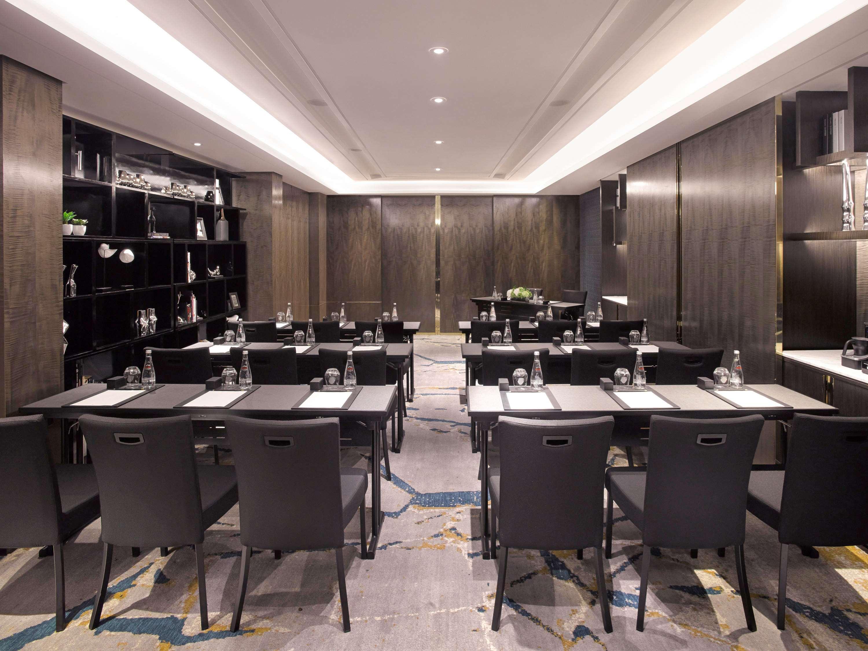 فندق سوفيتيل كوالالمبور دامانسارا المظهر الخارجي الصورة Meeting room
