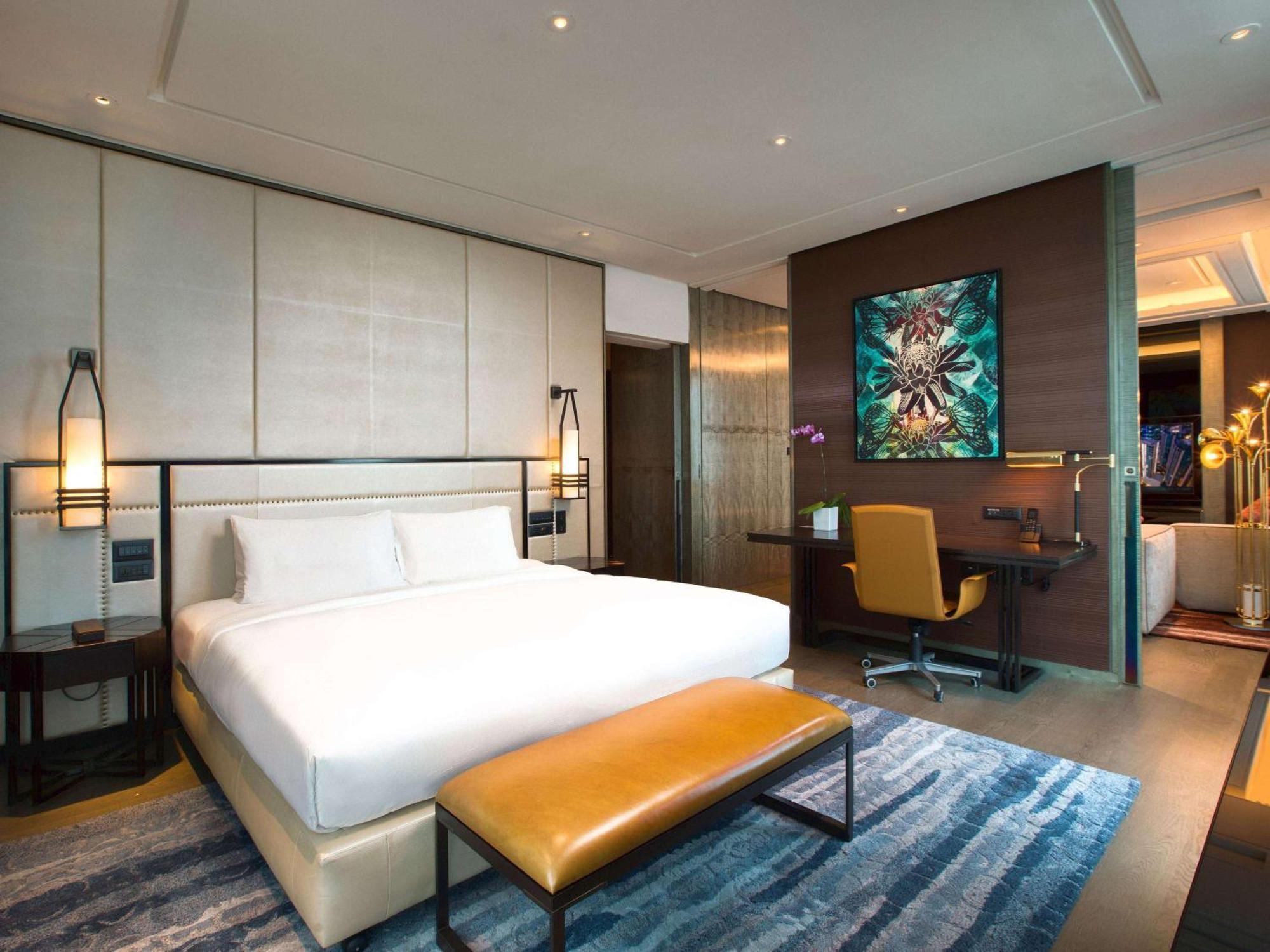 فندق سوفيتيل كوالالمبور دامانسارا المظهر الخارجي الصورة A bedroom at the hotel