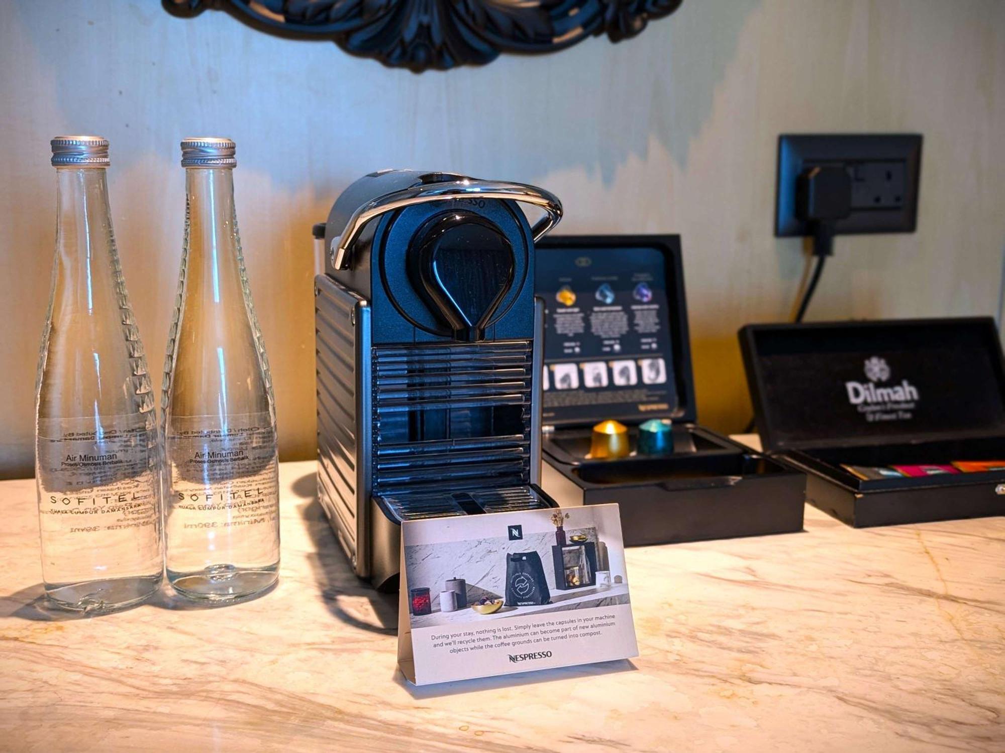 فندق سوفيتيل كوالالمبور دامانسارا المظهر الخارجي الصورة A Nespresso machine